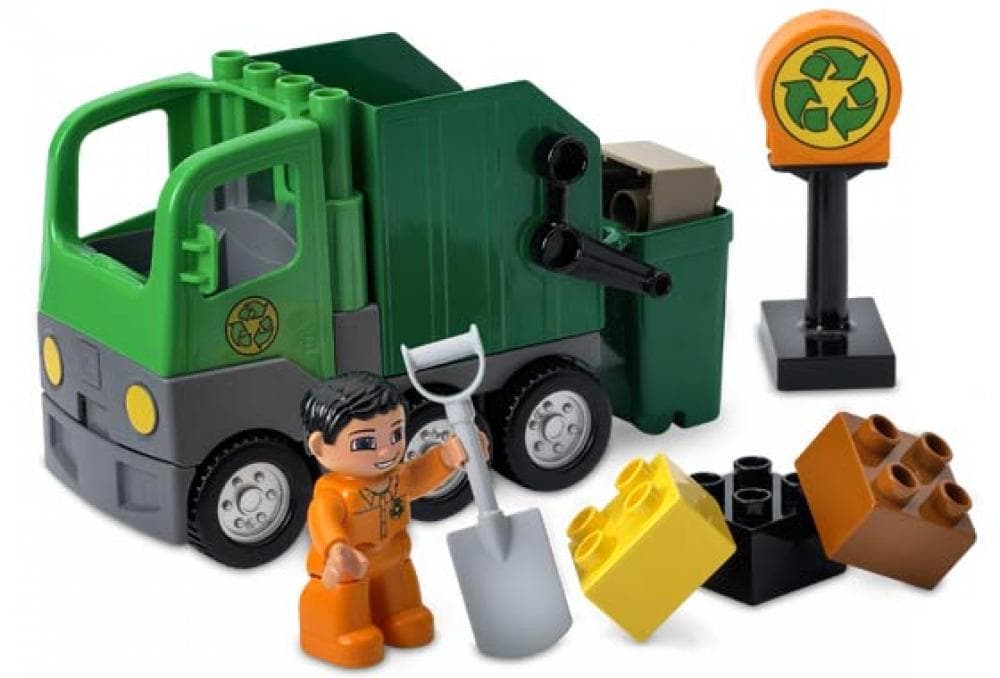 Garbage Truck LEGO set (#4659-1)