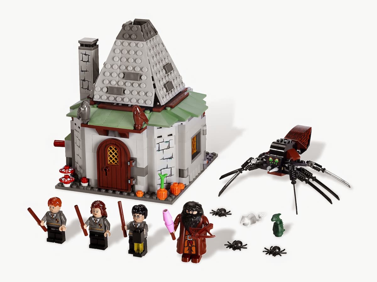 Hagrid's Hut LEGO set (#4738-1)