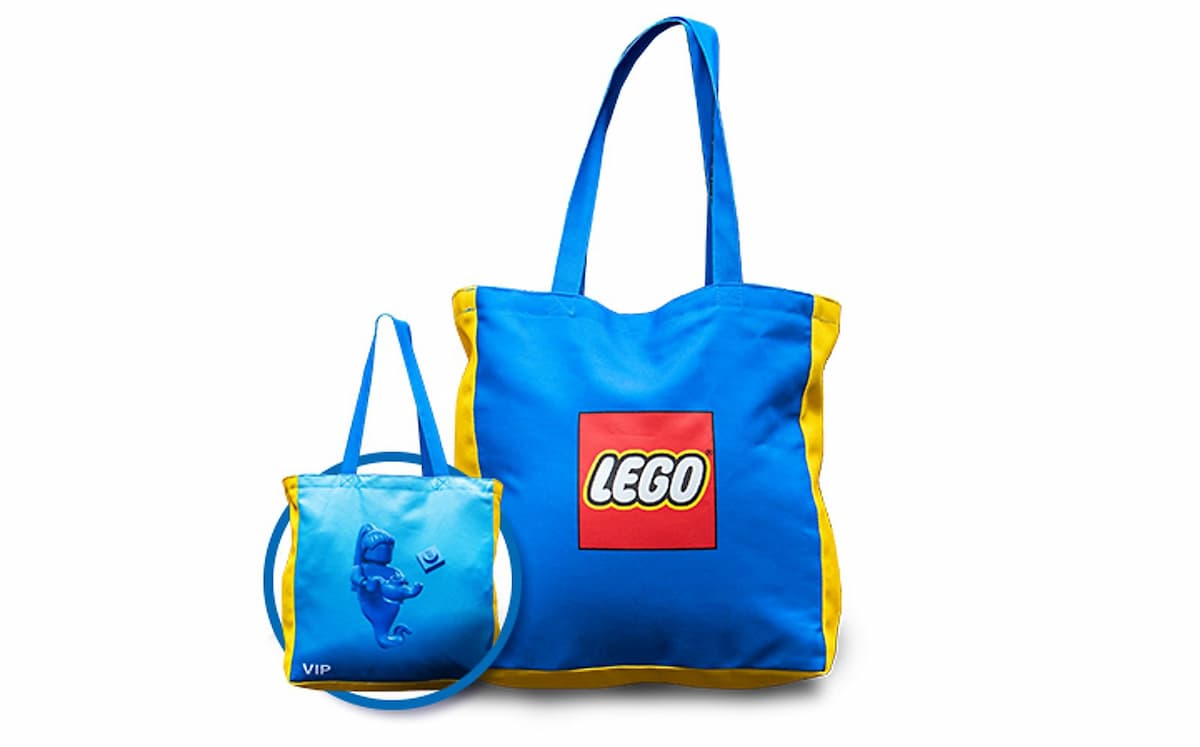 VIP Reversible Canvas Tote Bag LEGO Bags, Totes, & Luggage set (#5005910-1, 2019)