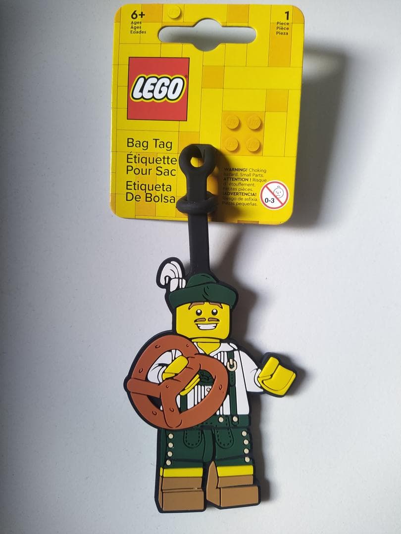 Lederhosen Guy Bag Tag LEGO set (#5007449-1)
