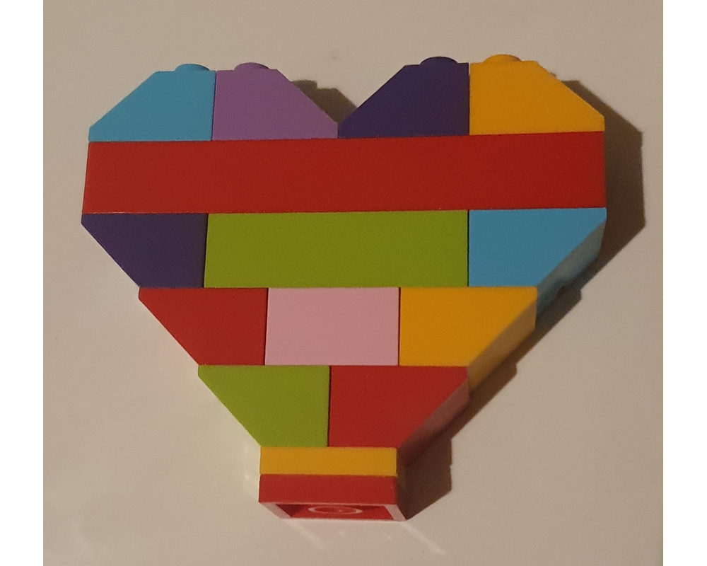 Iberia24 Heart LEGO set (#5009228-1)