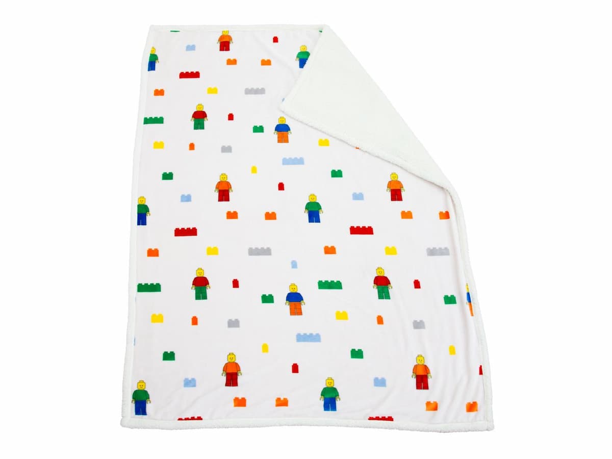 Masterbrand Sherpa Backed Throw LEGO Houseware set (#5009899-1, 2025)