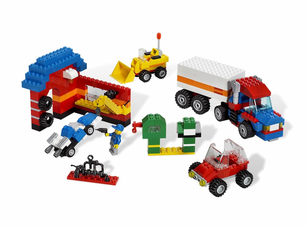 Ultimate LEGO Vehicle Building Set LEGO set (#5489-1)