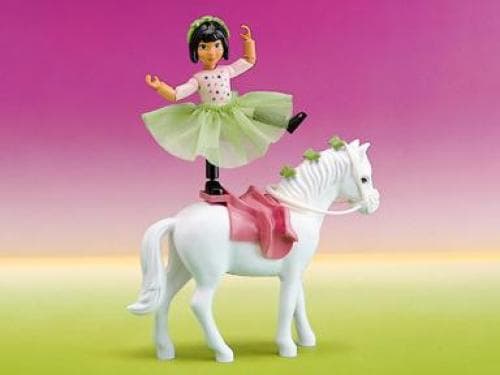 Lucinda and Cressida LEGO set (#5853-1)