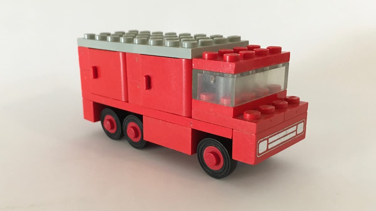 Fire Truck LEGO set (#602-2)