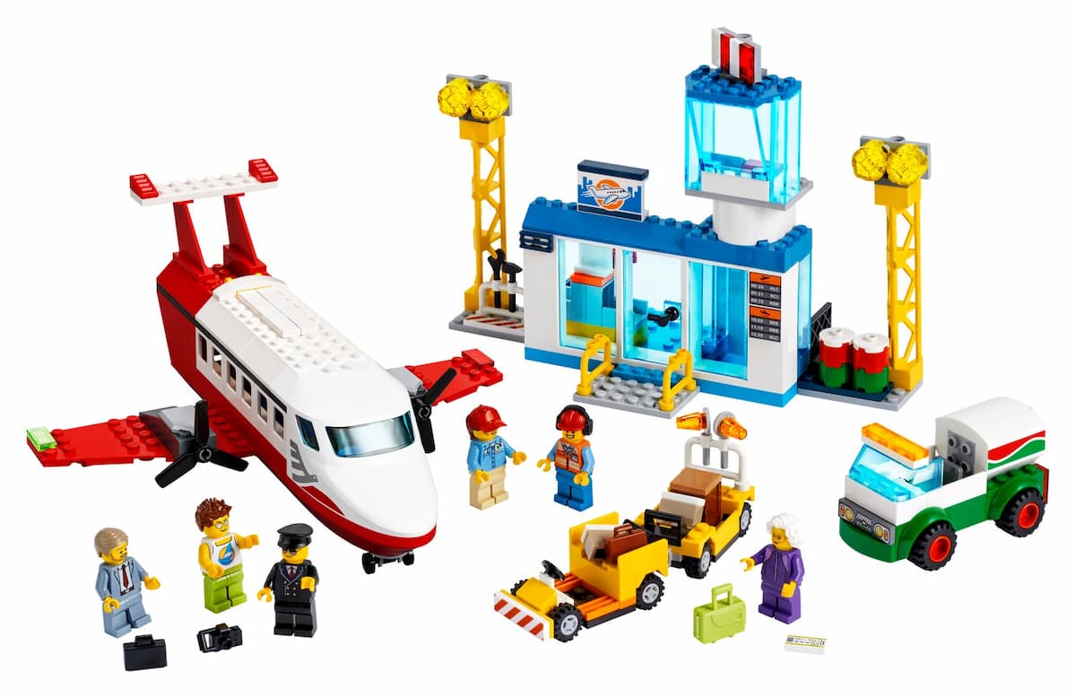 Central Airport LEGO set (#60261-1)