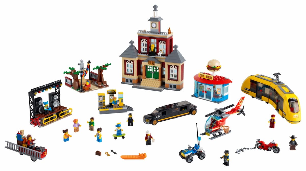 Main Square LEGO set (#60271-1)