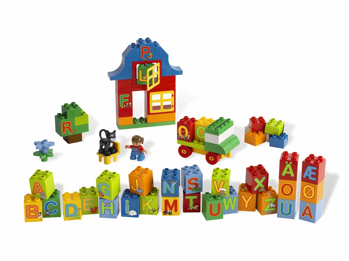 Play with Letters LEGO set (#6051-1)