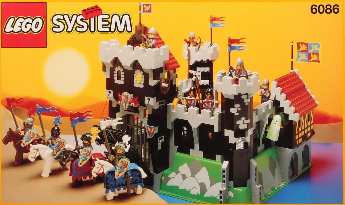 Black Knight's Castle LEGO set (#6086-1)