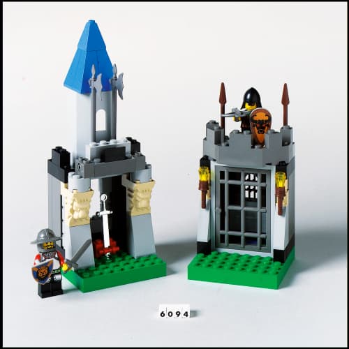 Guarded Treasury LEGO set (#6094-1)