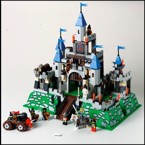 King Leo's Castle LEGO set (#6098-1)