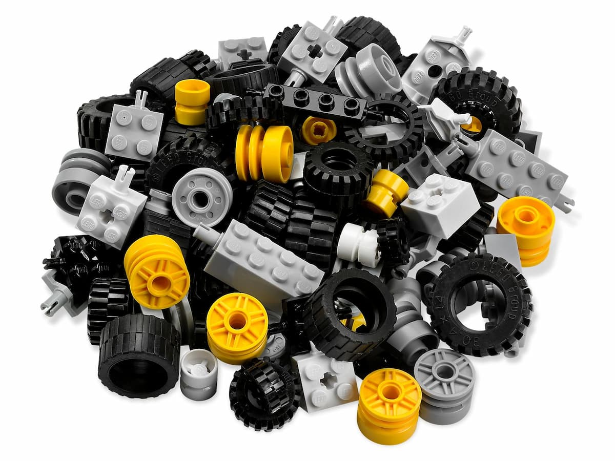 Wheels LEGO set (#6118-1)