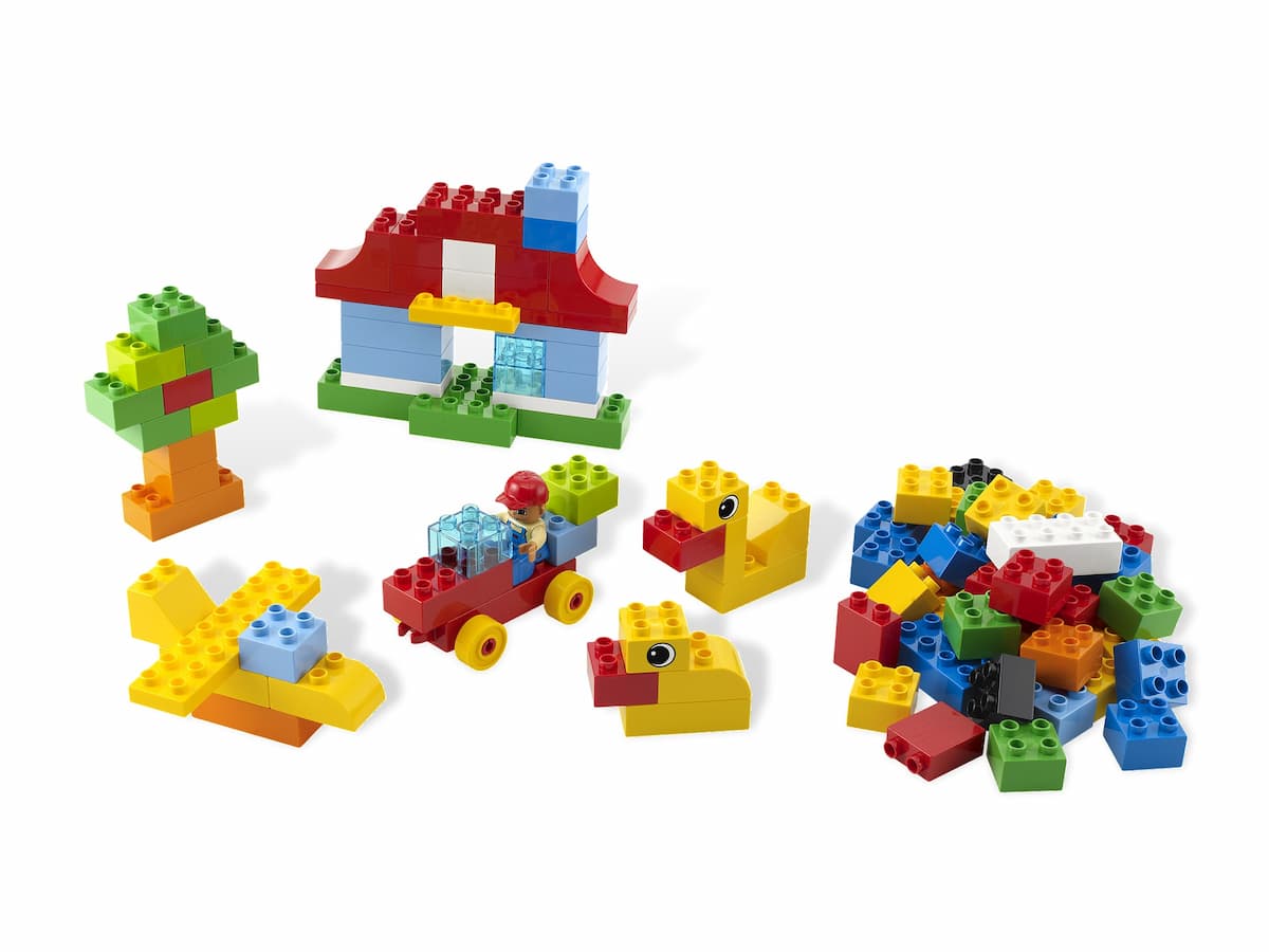 Build and Play LEGO set (#6130-1, 2011)