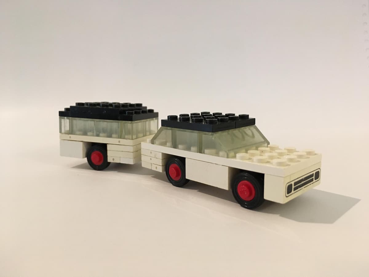 White Car and Camper LEGO set (#623-2)