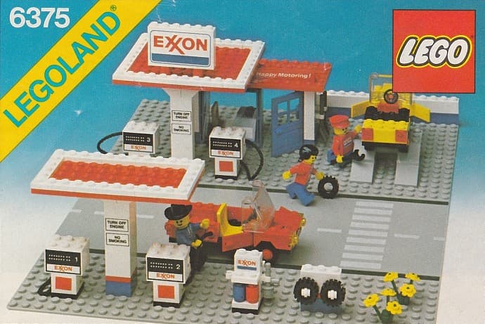 Exxon Gas Station LEGO set (#6375-2)