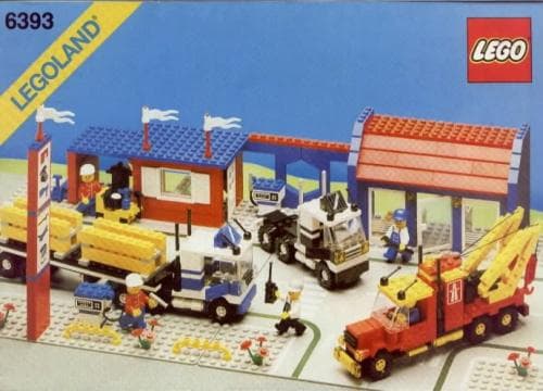 Big Rig Truck Stop LEGO set (#6393-1)