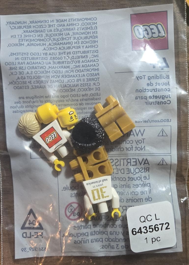 LEGO Store 30th Anniversary Exclusive Set, Mall of America, Bloomington, MN LEGO set (#6435672-1)