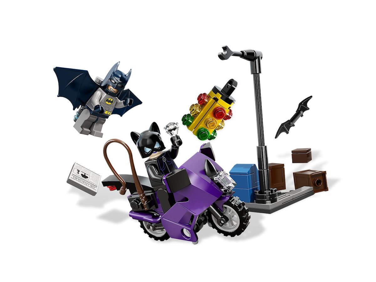 Catwoman Catcycle City Chase LEGO set (#6858-1)