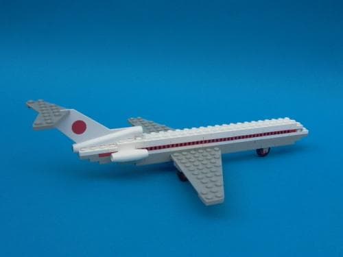 JAL Boeing 727 LEGO set (#698-1)