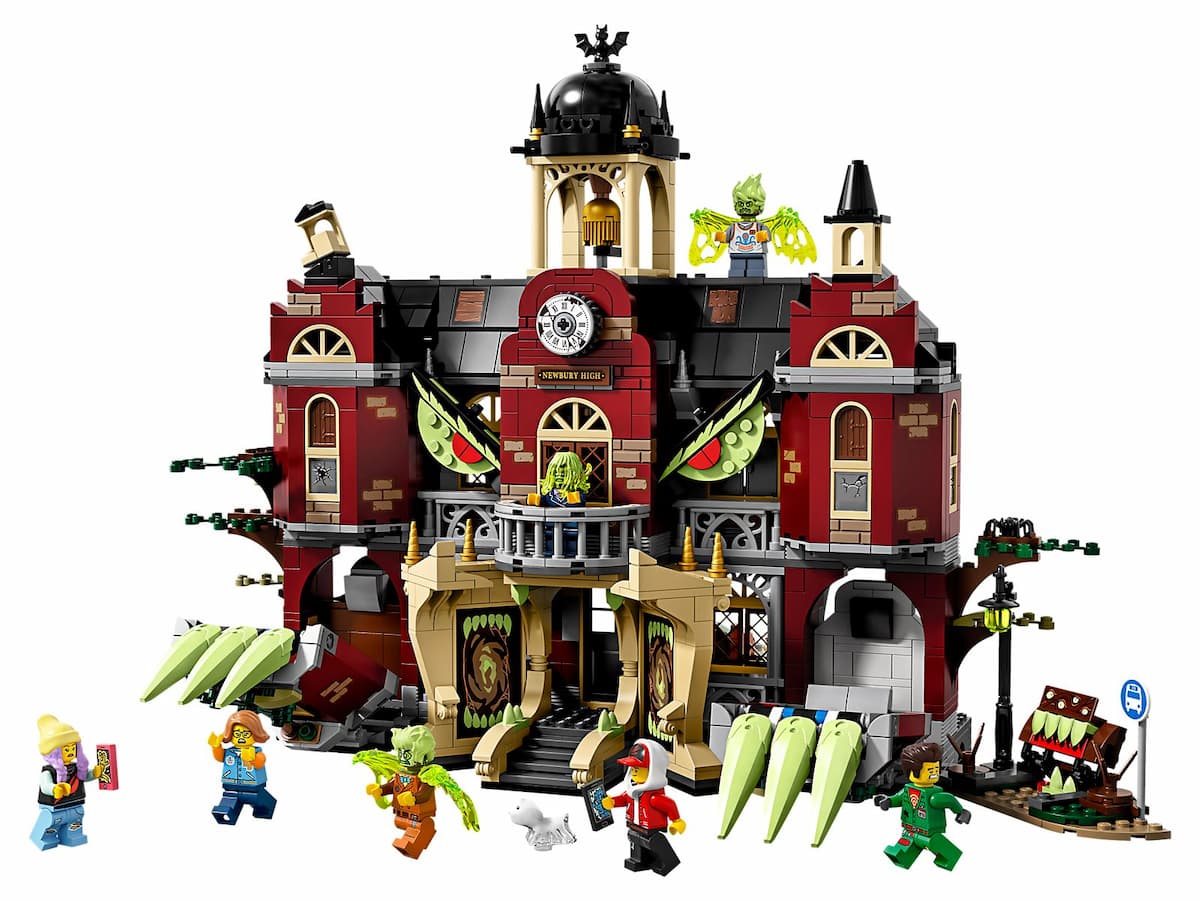 Newbury Haunted High School LEGO set (#70425-1)