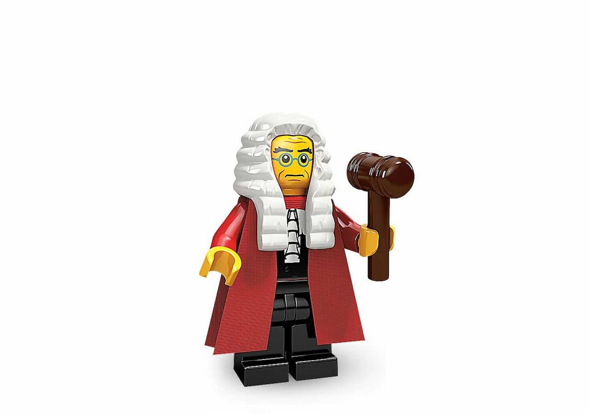 Judge LEGO set (#71000-10)