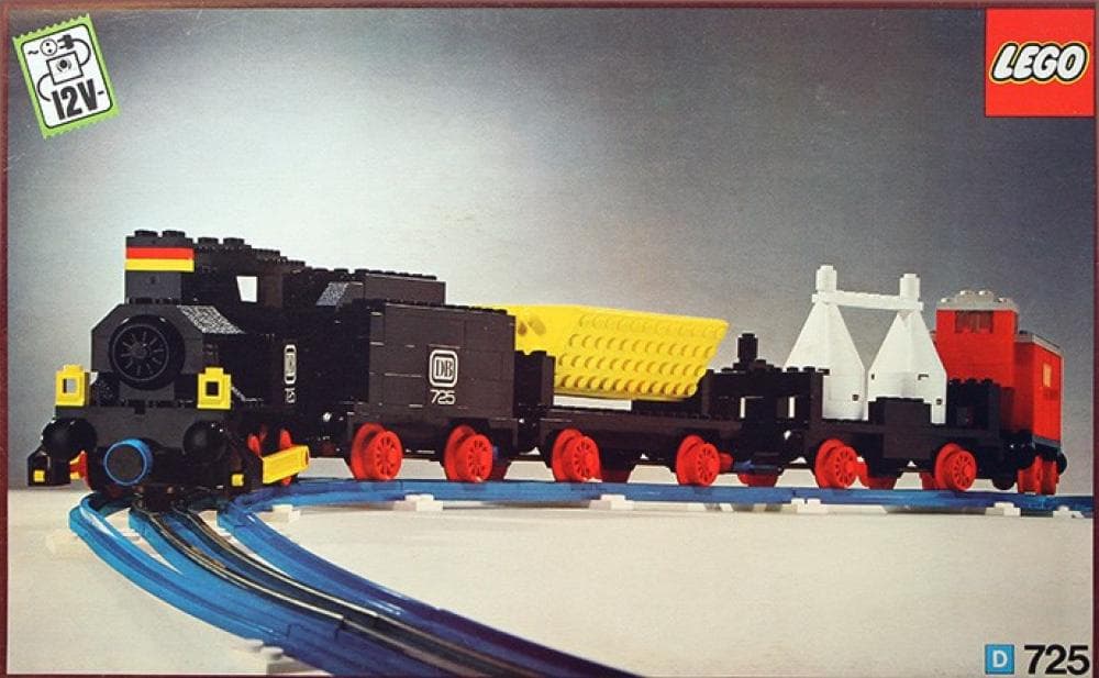 12V Freight Train and Track LEGO set (#725-2)