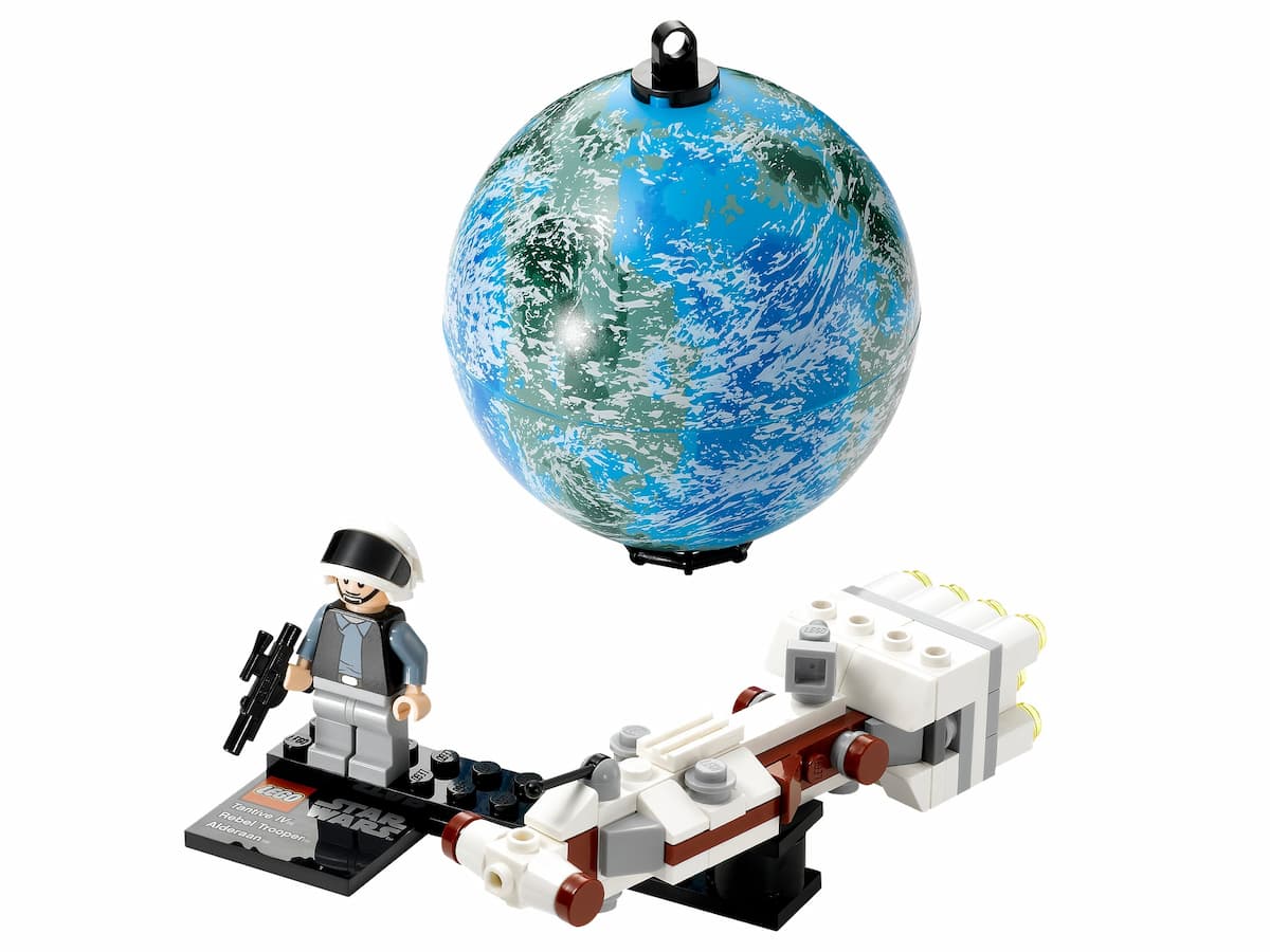 Tantive IV & Planet Alderaan LEGO set (#75011-1, 2013)