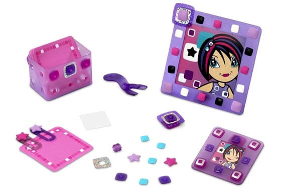 Modern Magnetic Room Decor Set LEGO set (#7536-1)