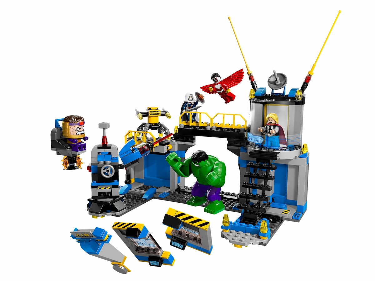 Hulk Lab Smash LEGO set (#76018-1)