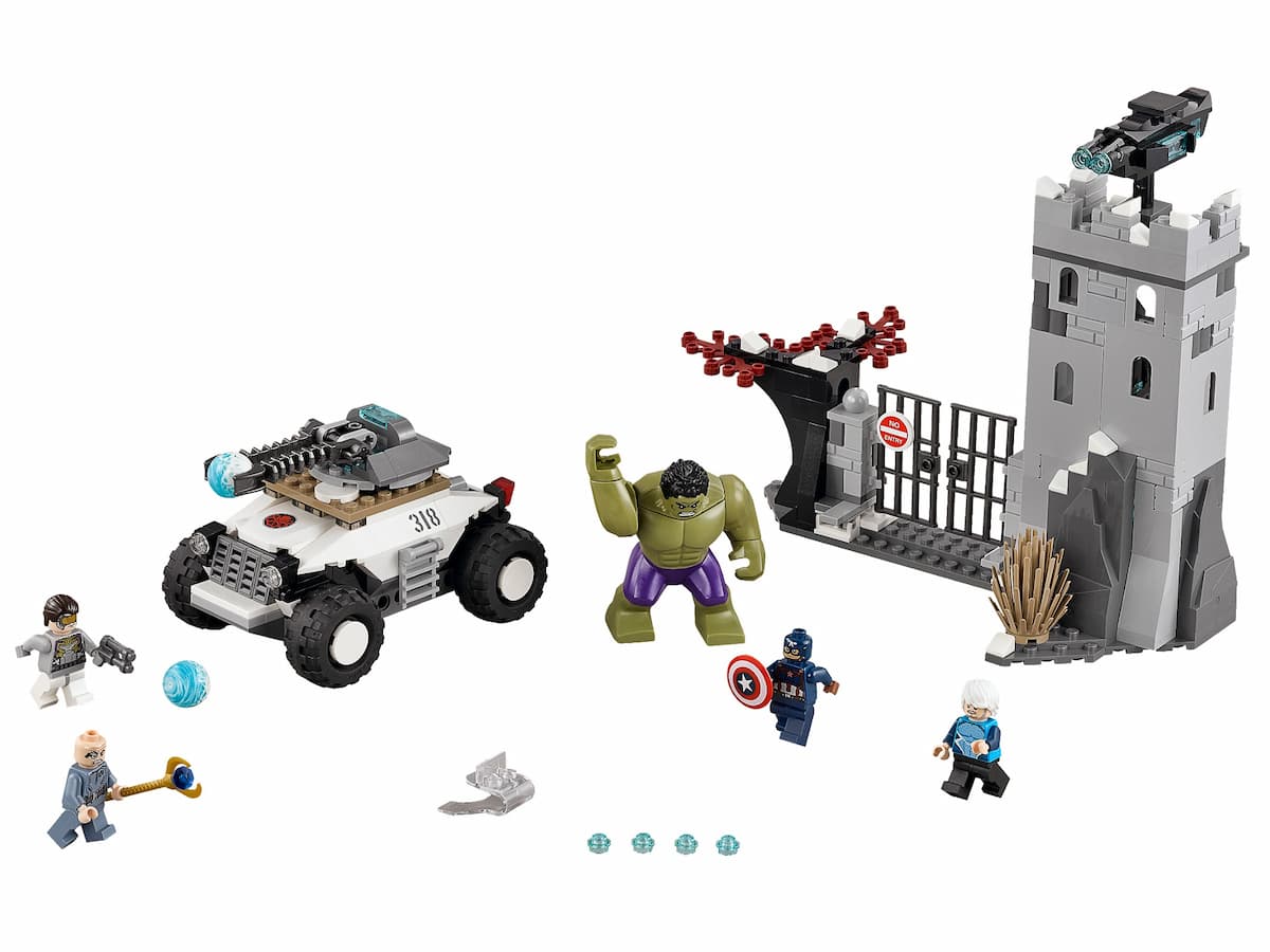 The Hydra Fortress Smash LEGO set (#76041-1)