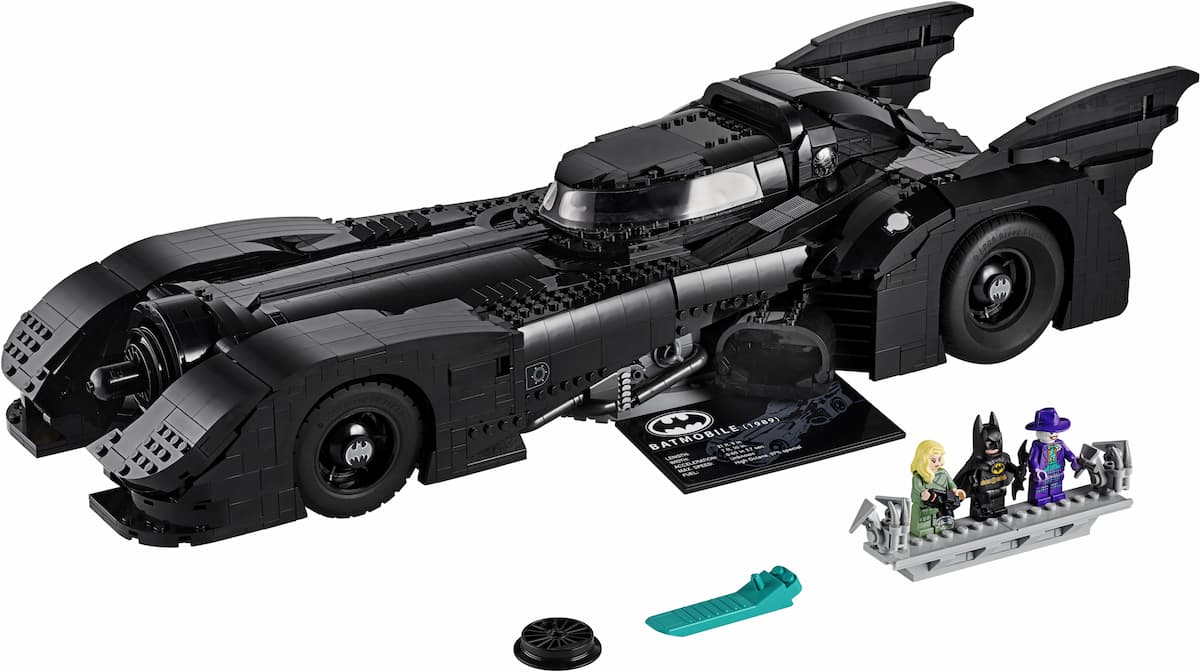 1989 Batmobile LEGO set (#76139-1)
