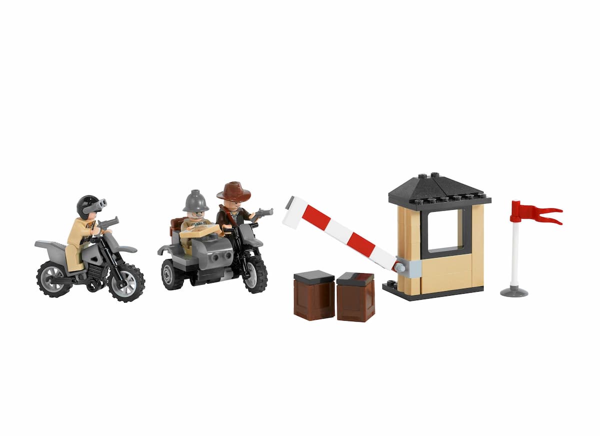 Indiana Jones Motorcycle Chase LEGO set (#7620-1)