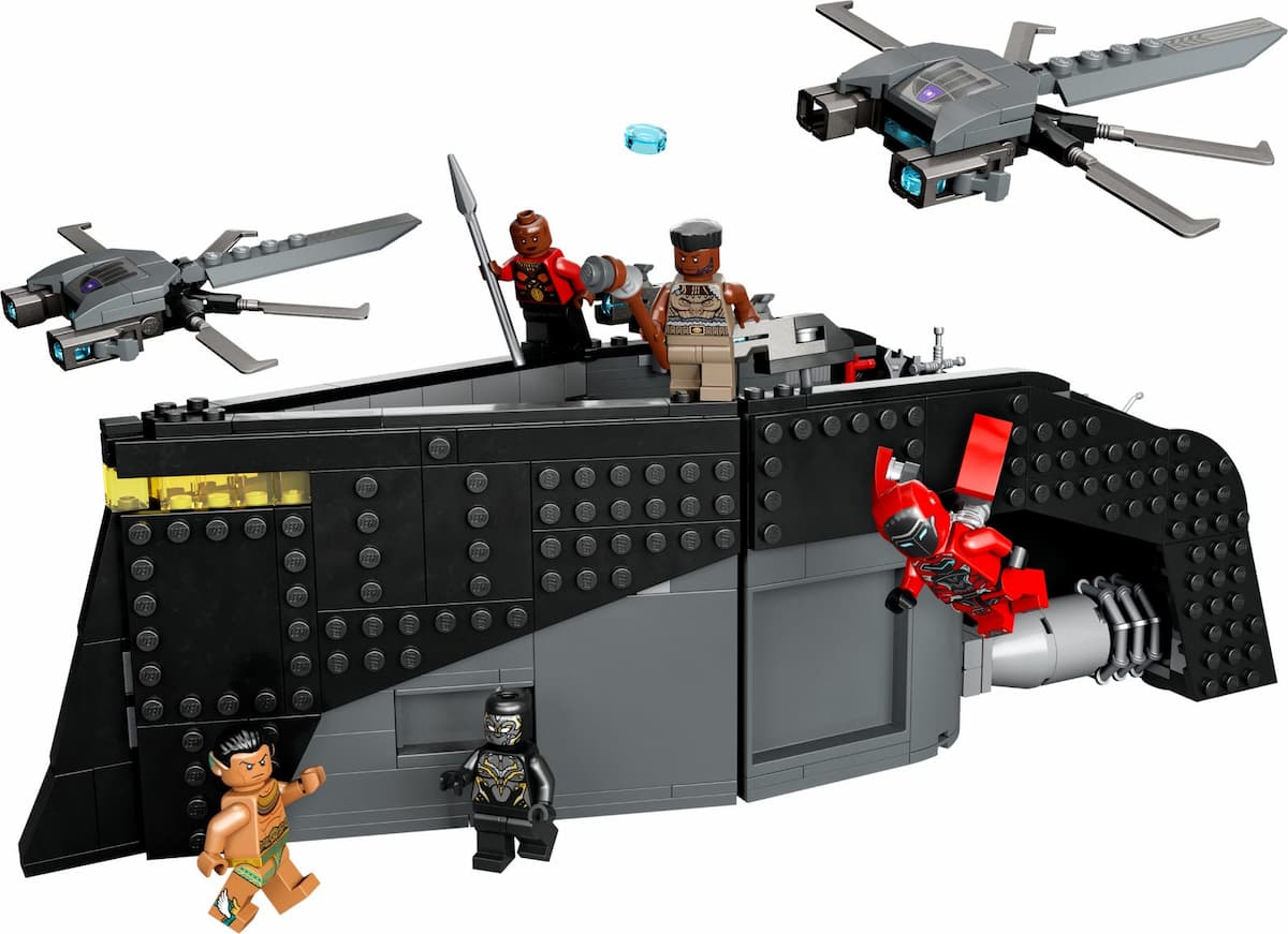 Black Panther: War on the Water LEGO set (#76214-1)