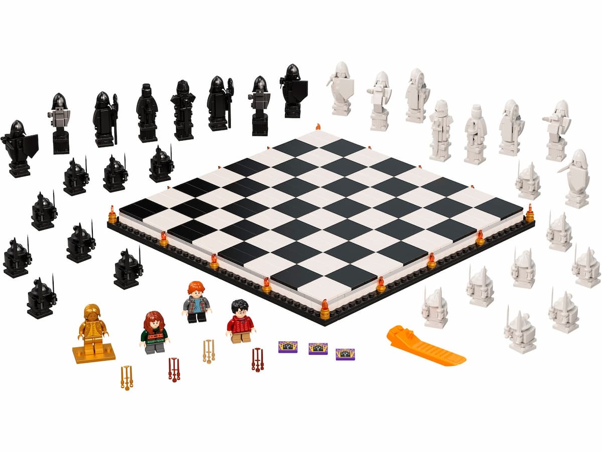 Hogwarts Wizard's Chess LEGO set (#76392-1)