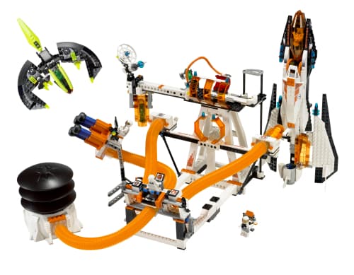 MB-01 Eagle Command Base LEGO set (#7690-1)