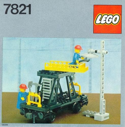 Overhead Gantry and Lighting Maintenance Wagon LEGO set (#7821-1)