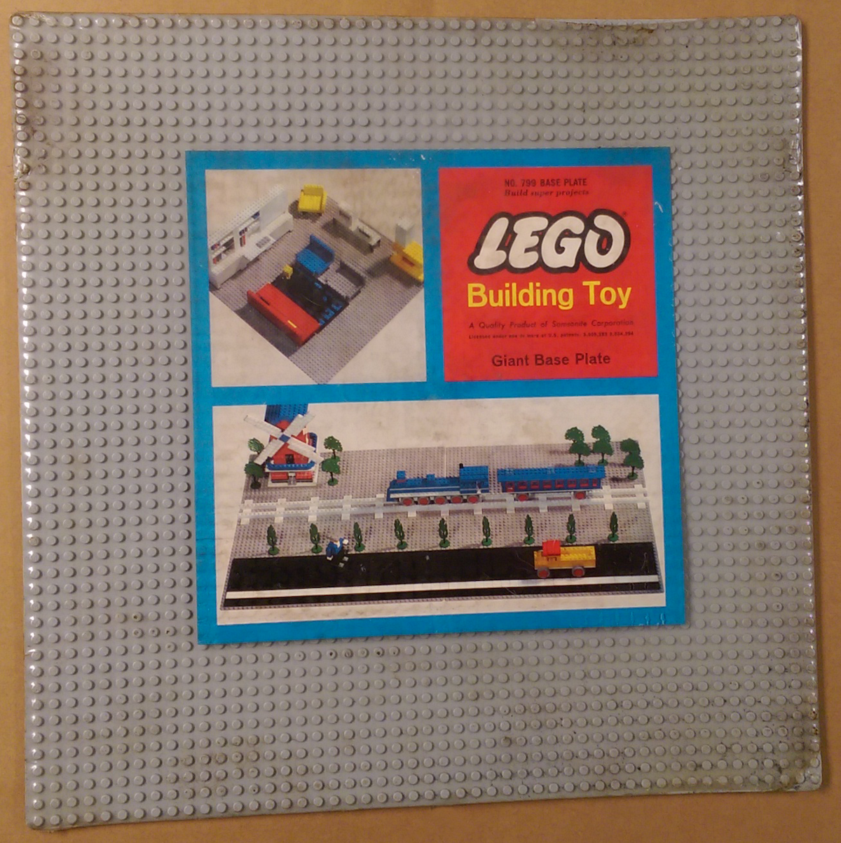 Giant Base Plate LEGO set (#799-2)