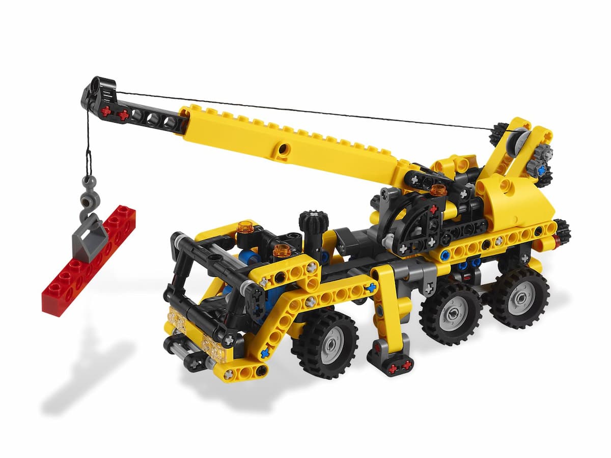 Mini Mobile Crane LEGO set (#8067-1, 2011)