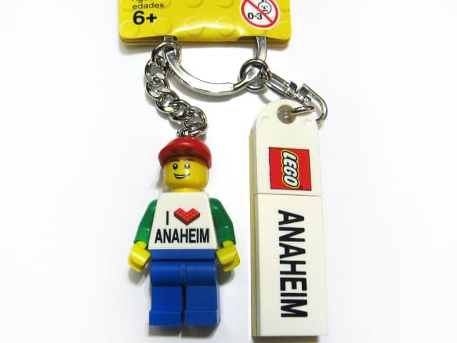 Anaheim Key Chain LEGO Key Chain set (#850496-1, 2012)
