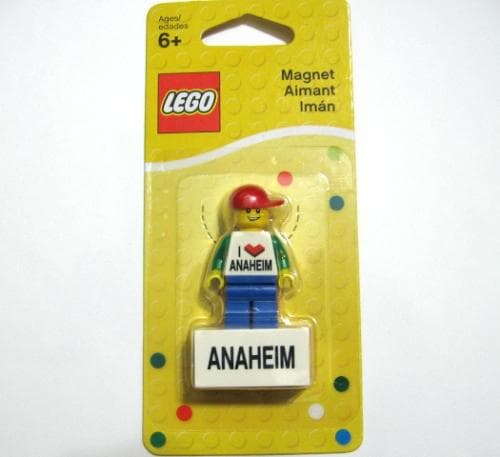 I [Heart] Anaheim Minifigure Magnet LEGO set (#850502-1)