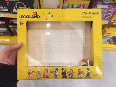 Brick Wall Photo Display LEGO set (#852666-1)