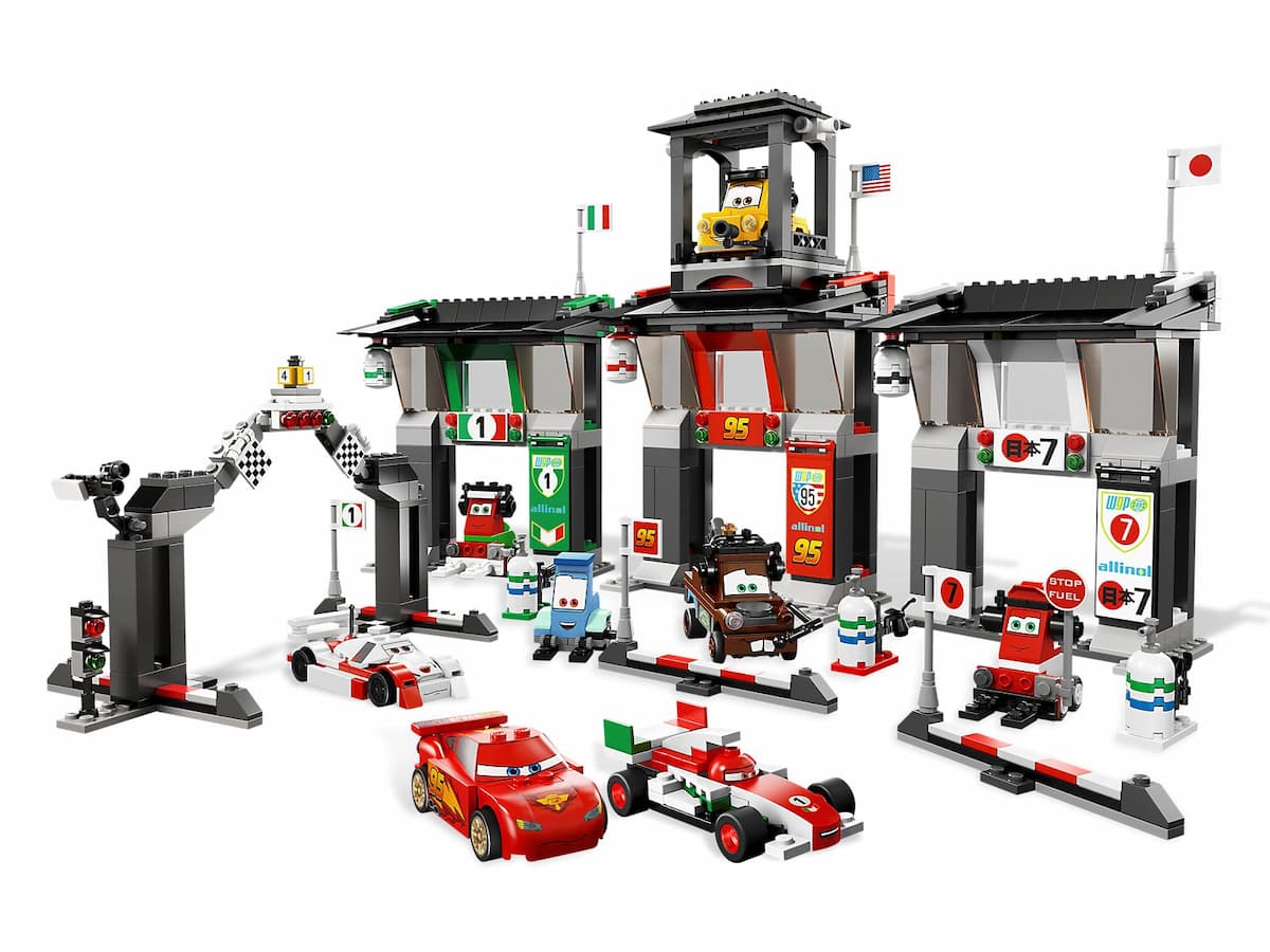 Tokyo International Circuit LEGO set (#8679-1)