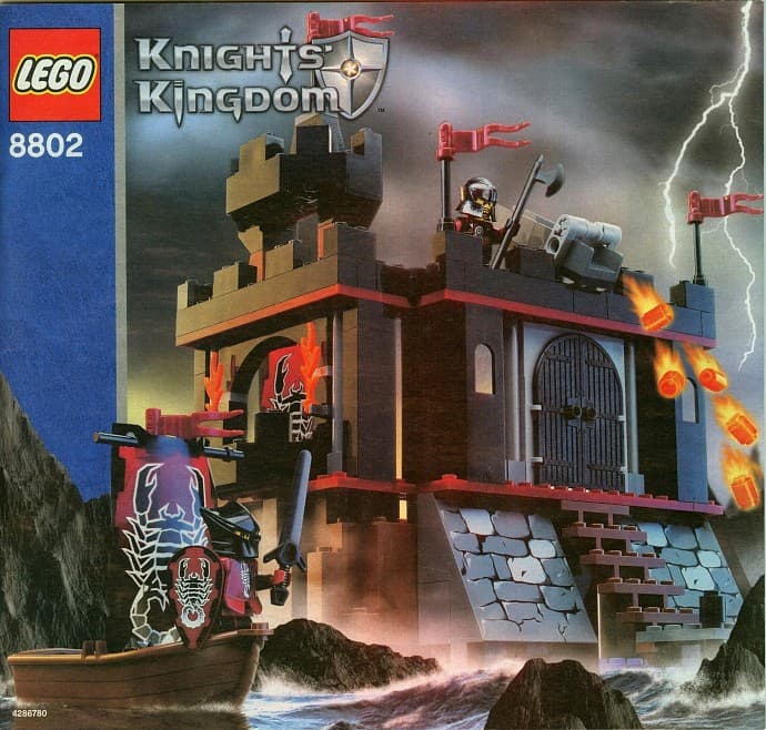 Dark Fortress Landing LEGO set (#8802-1)