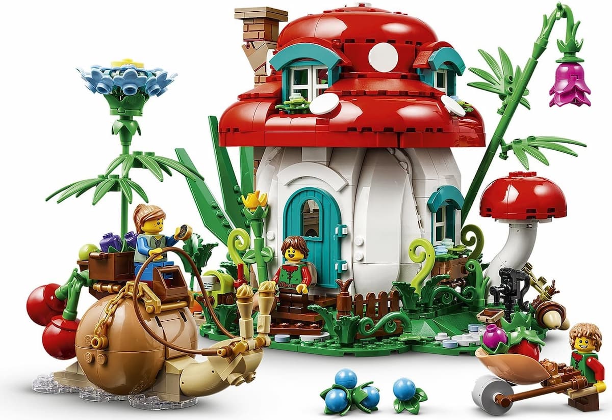 Mushroom House LEGO set (#910037-1)