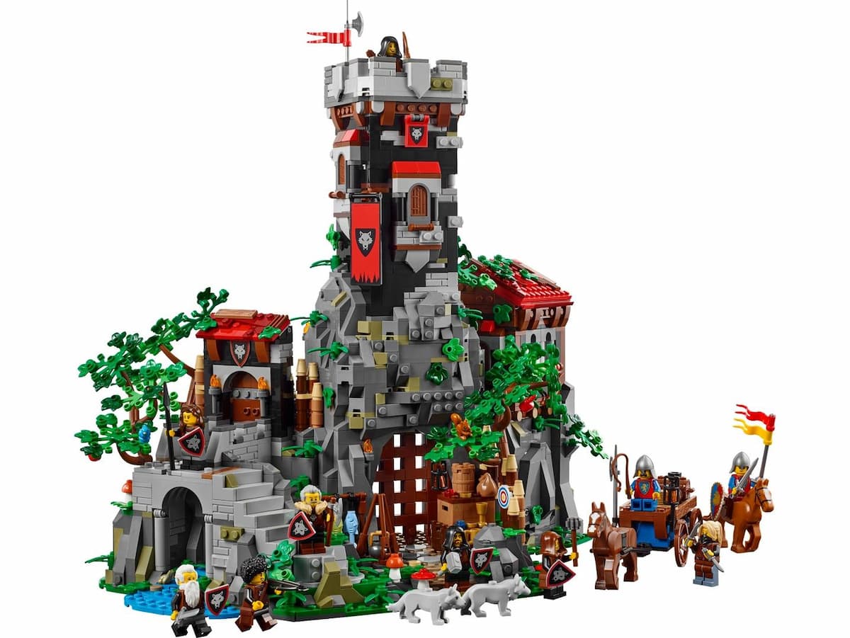 Outlaw Forest Den LEGO set (#910057-1)