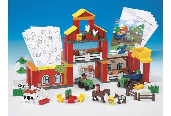 Life-on-the-Farm LEGO set (#9134-1)