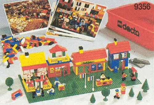 Town Environment LEGO set (#9356-1)