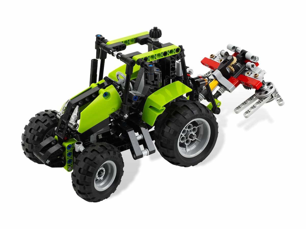 Tractor LEGO set (#9393-1, 2012)