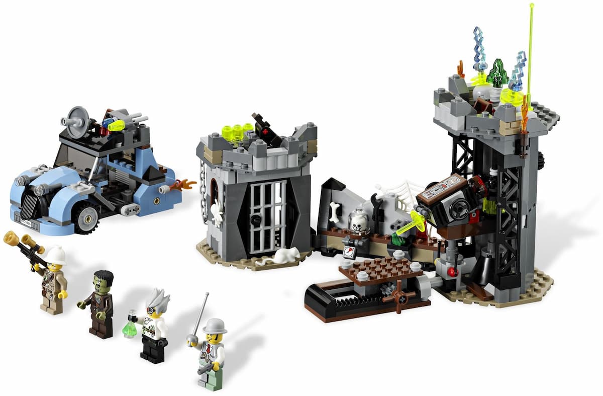 The Crazy Scientist & His Monster LEGO set (#9466-1)