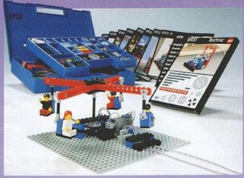 Technic Control Center LEGO set (#9700-1)